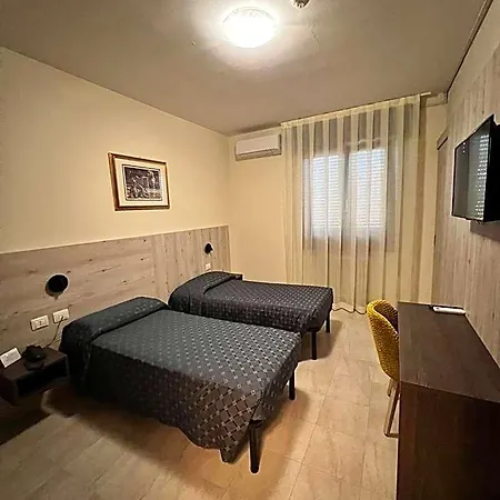 Hotel Colonna 3*